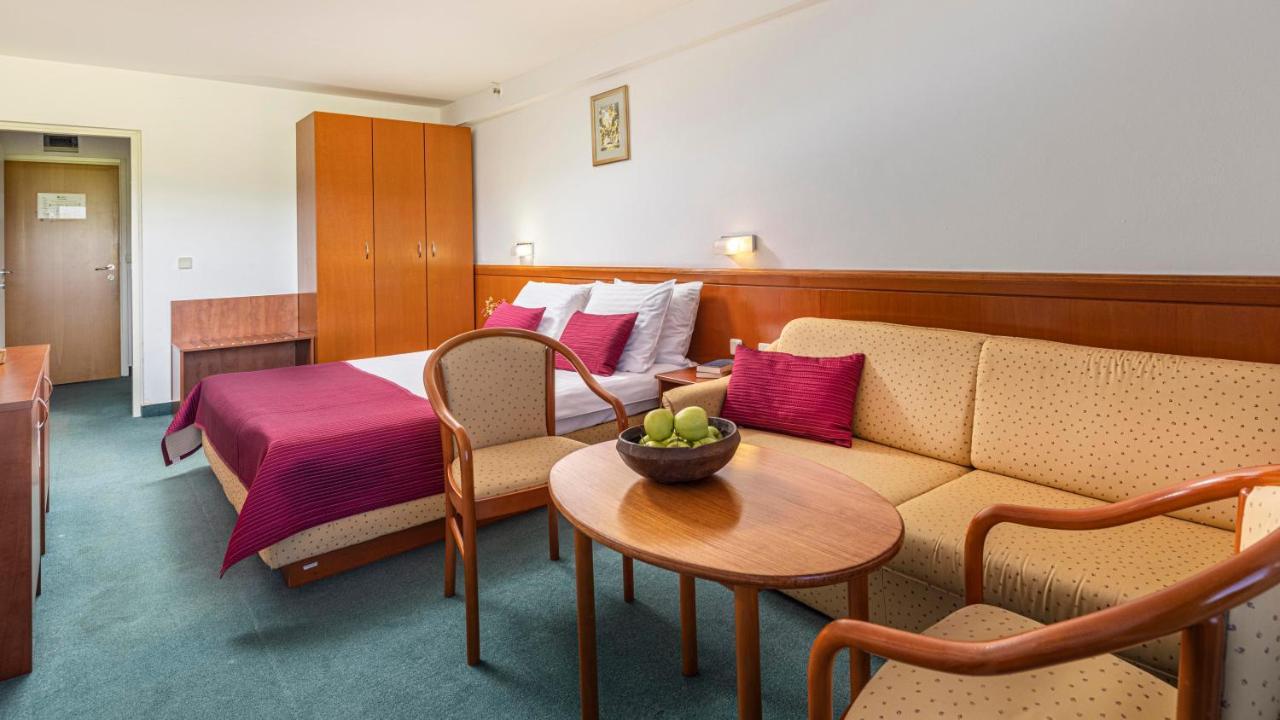 Hotel Jezero Плитвицька Єзера Екстер'єр фото