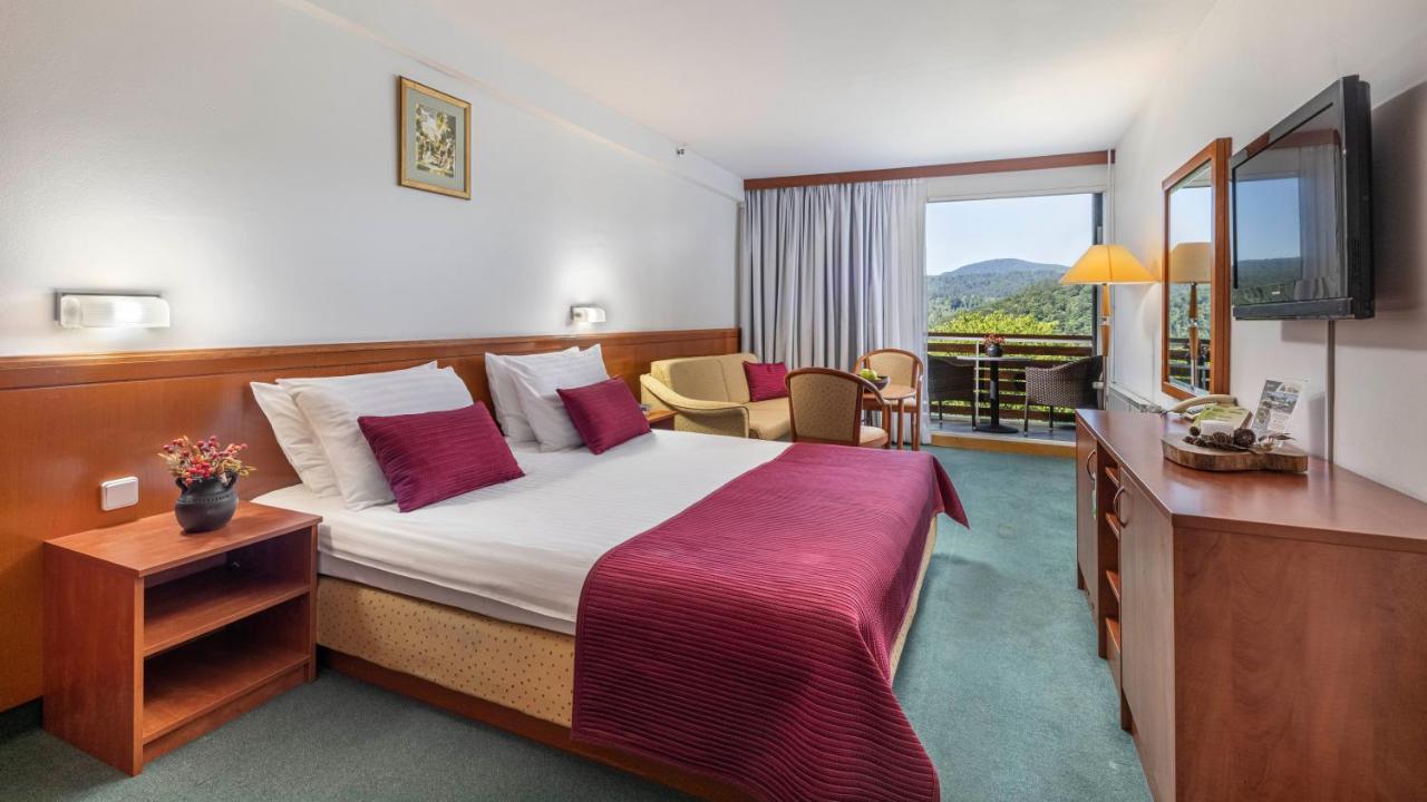 Hotel Jezero Плитвицька Єзера Екстер'єр фото